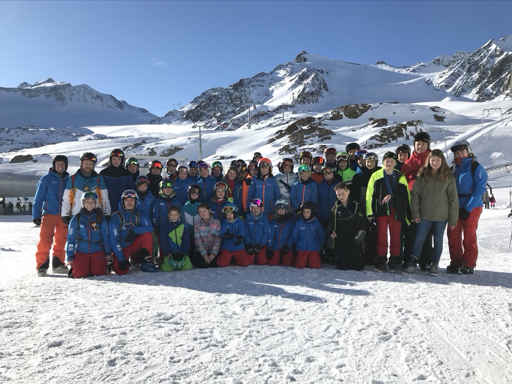 Gruppenfoto auf dem Pitztaler Gletscher